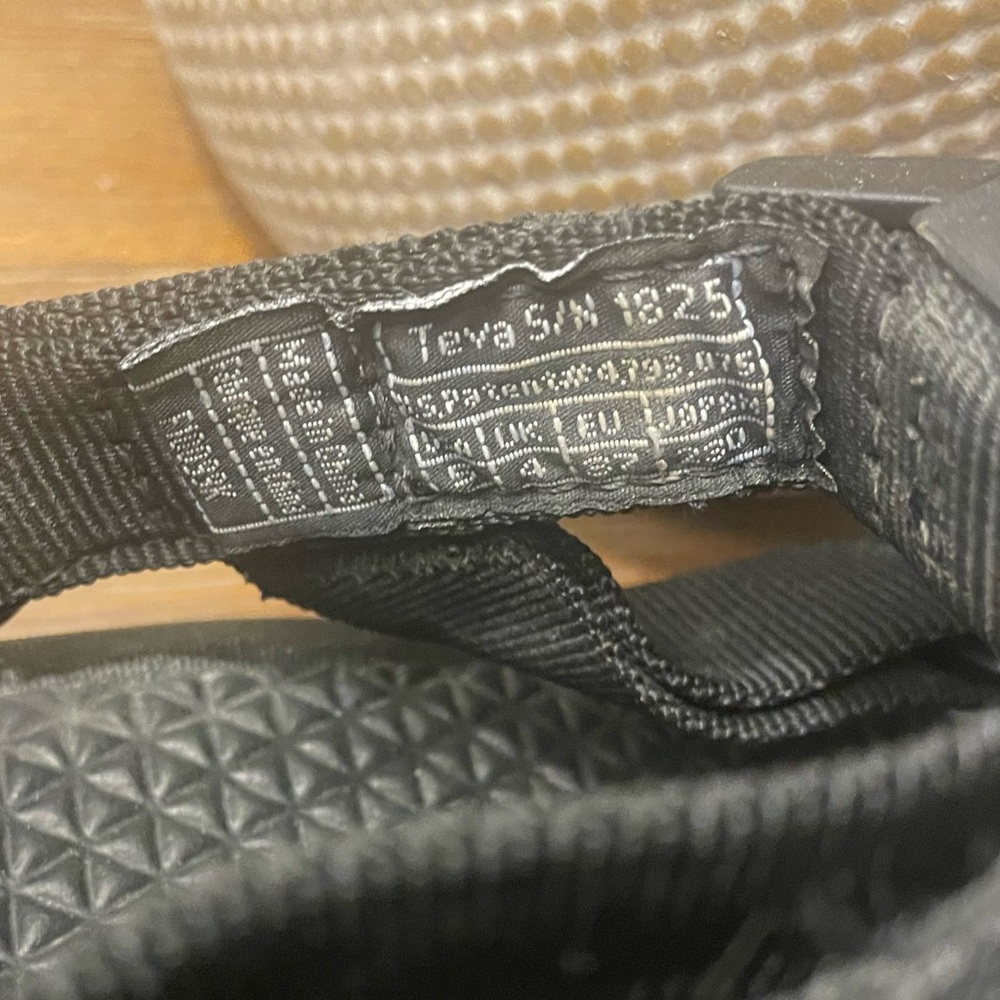TEVA Universal Approach Sandals - Picture 7 of 14